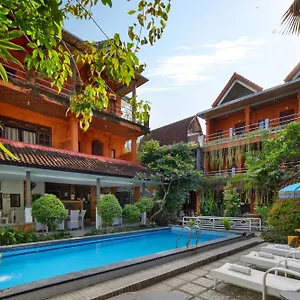 Hotel Lumbung Sari